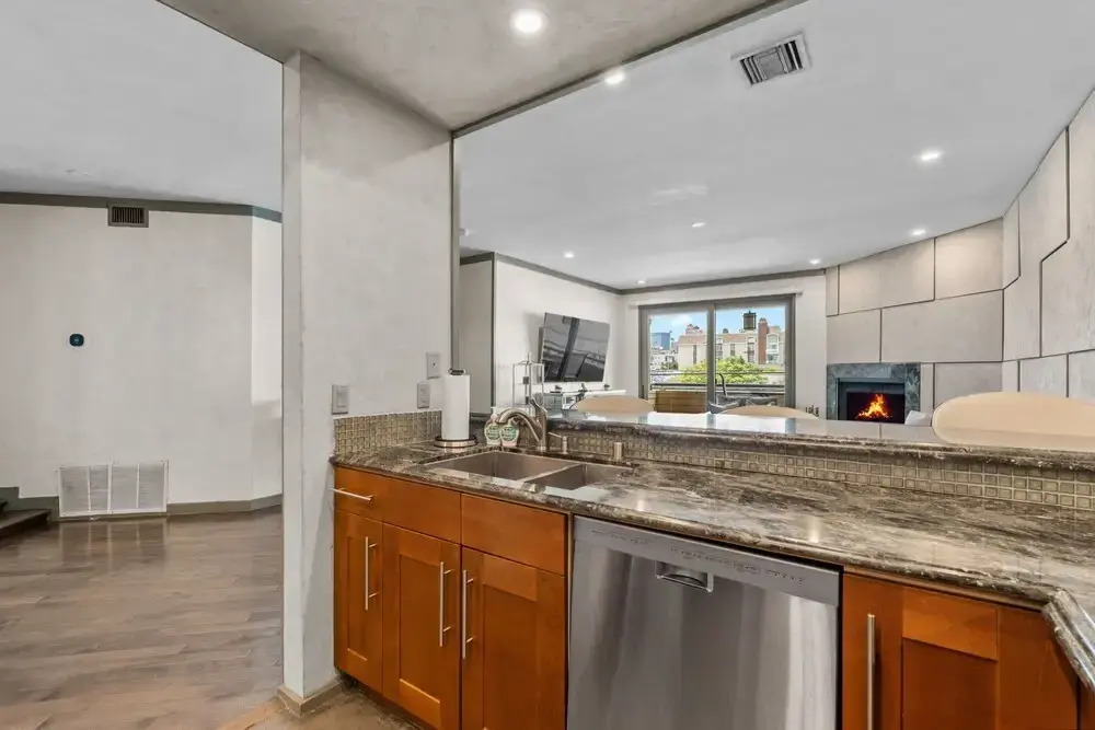 Stylish Westwood Condo
