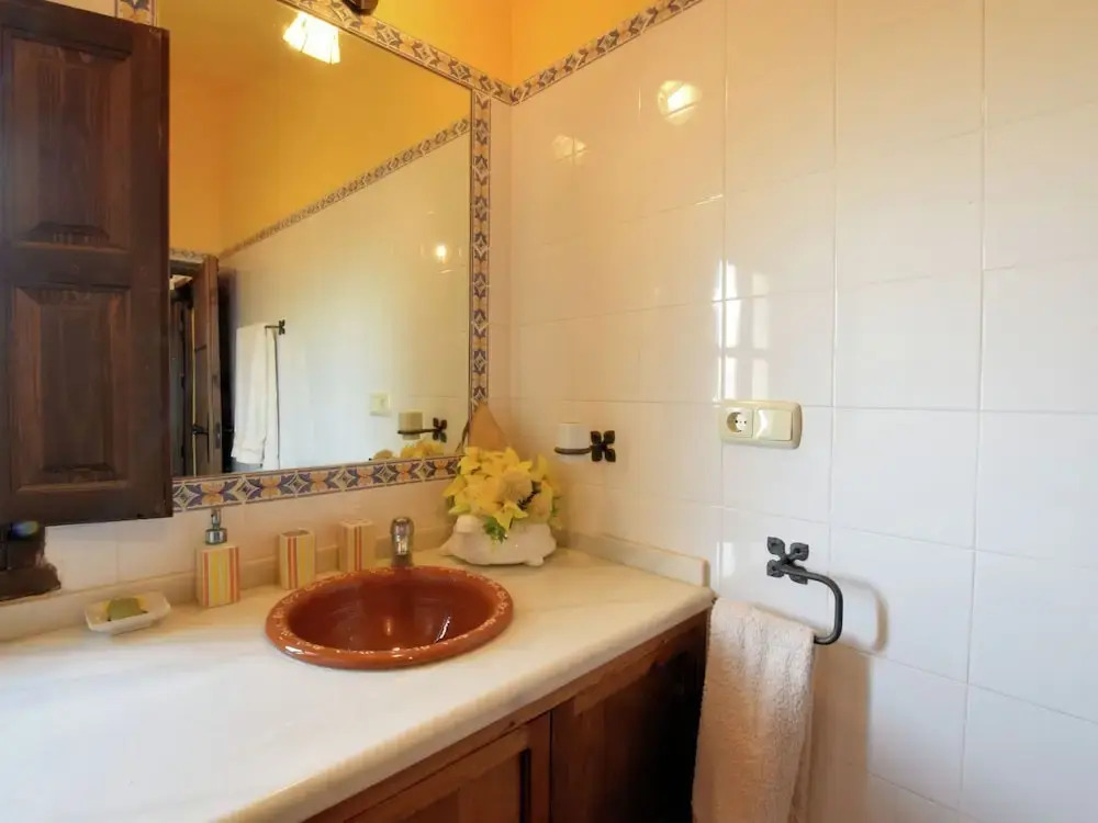 Attractive Holiday Home in Canillas de Aceituno With Terrace