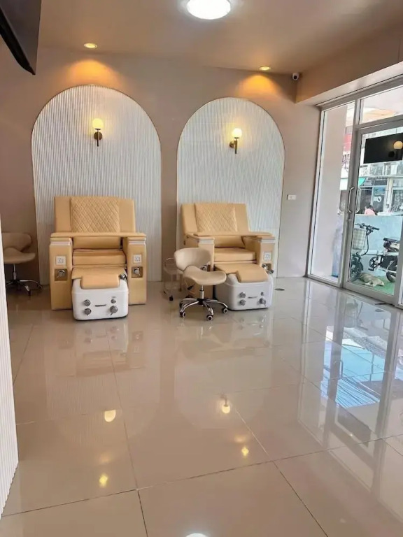 Royal Star Suites pattaya
