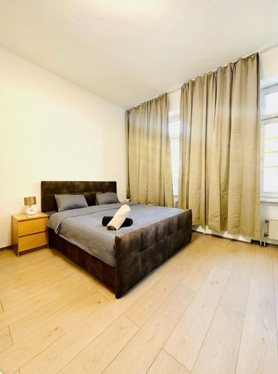 Cozy 3BR Apt for 6 Near to FAC Platz