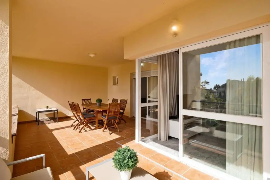 Spacious 3 bedrooms apartment at LAS BRISAS