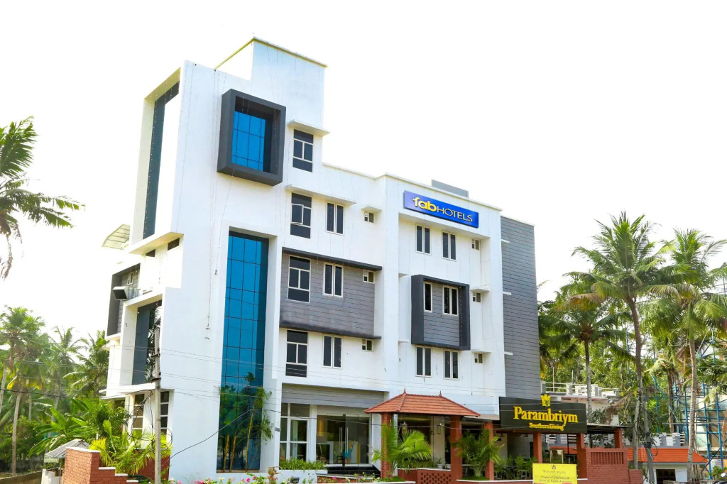 Fabhotel Elite Inn