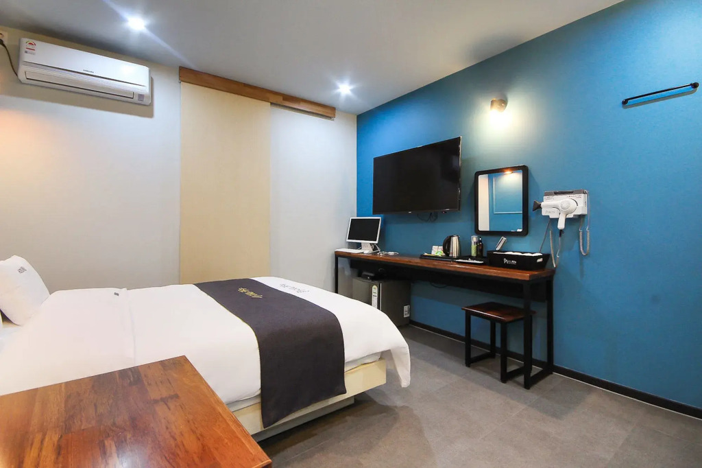 Kanu Hotel