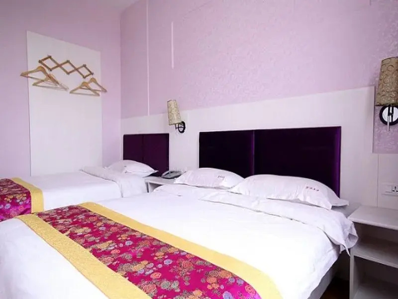 Guilin Baiyangnianhua Hotel