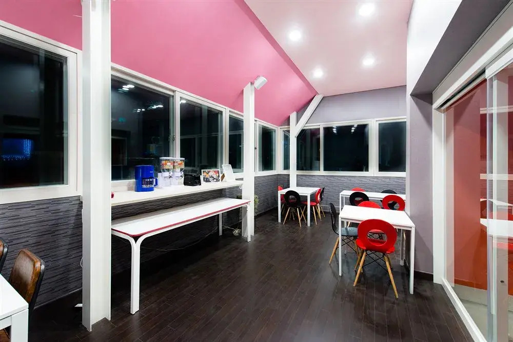 Avo Guesthouse