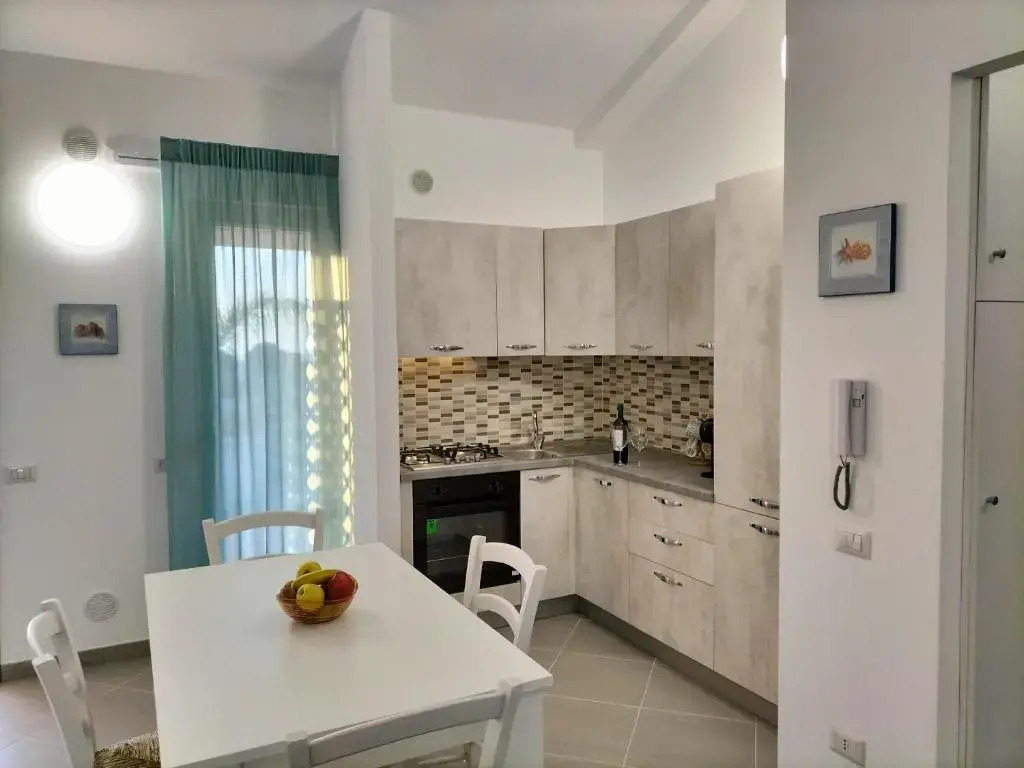 Icaro Apartments