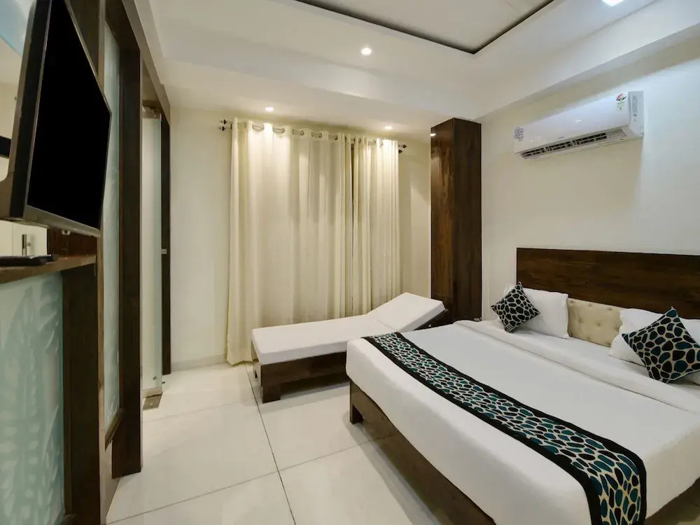Capital O 22945 Jmc Hotel S-grande