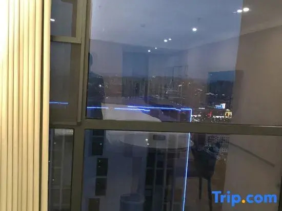 Mango Hotel