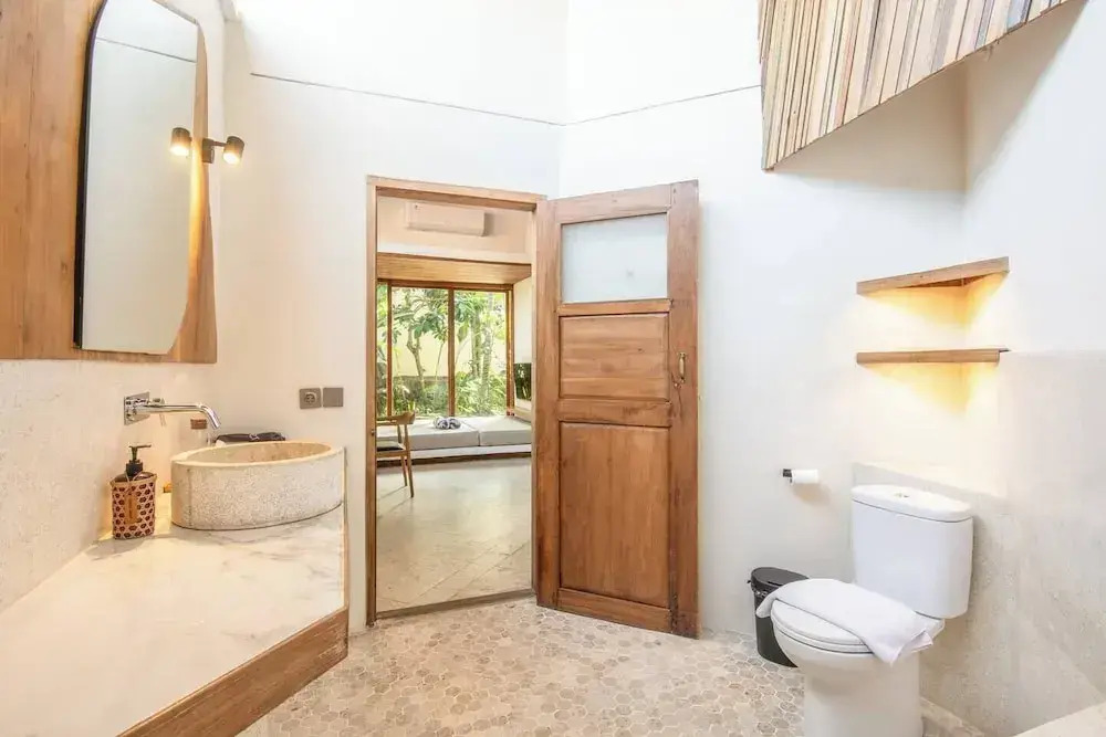 Stylish 1BR Villa with Pool, 800m to Canggu Beach
