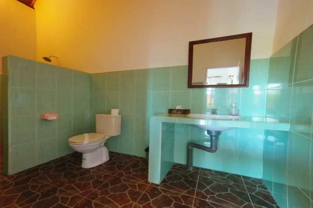 Warung Ary & Home Stay
