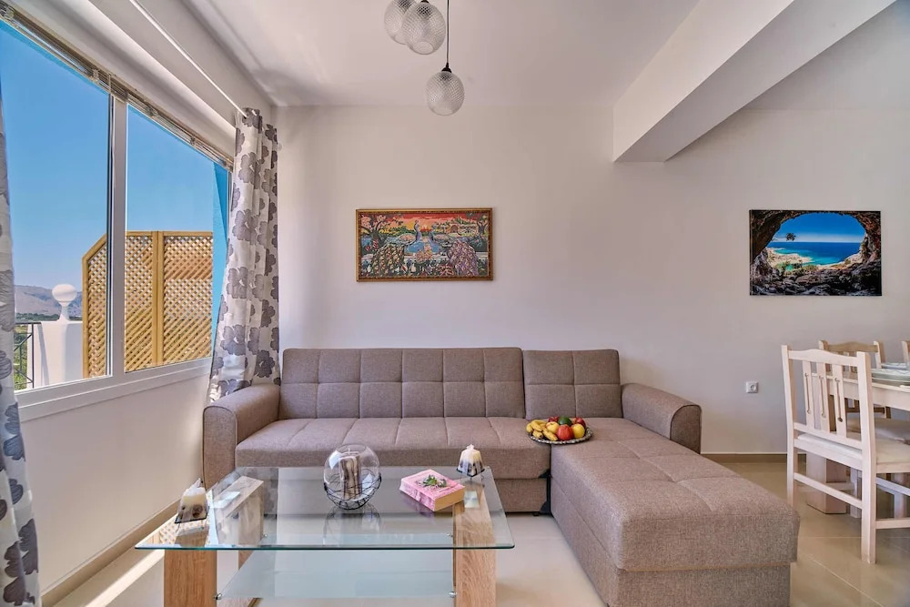 Lake View Suites