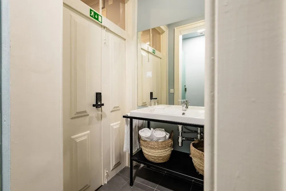 LR Guest House