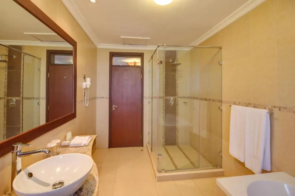 Enashipai Resort & Spa
