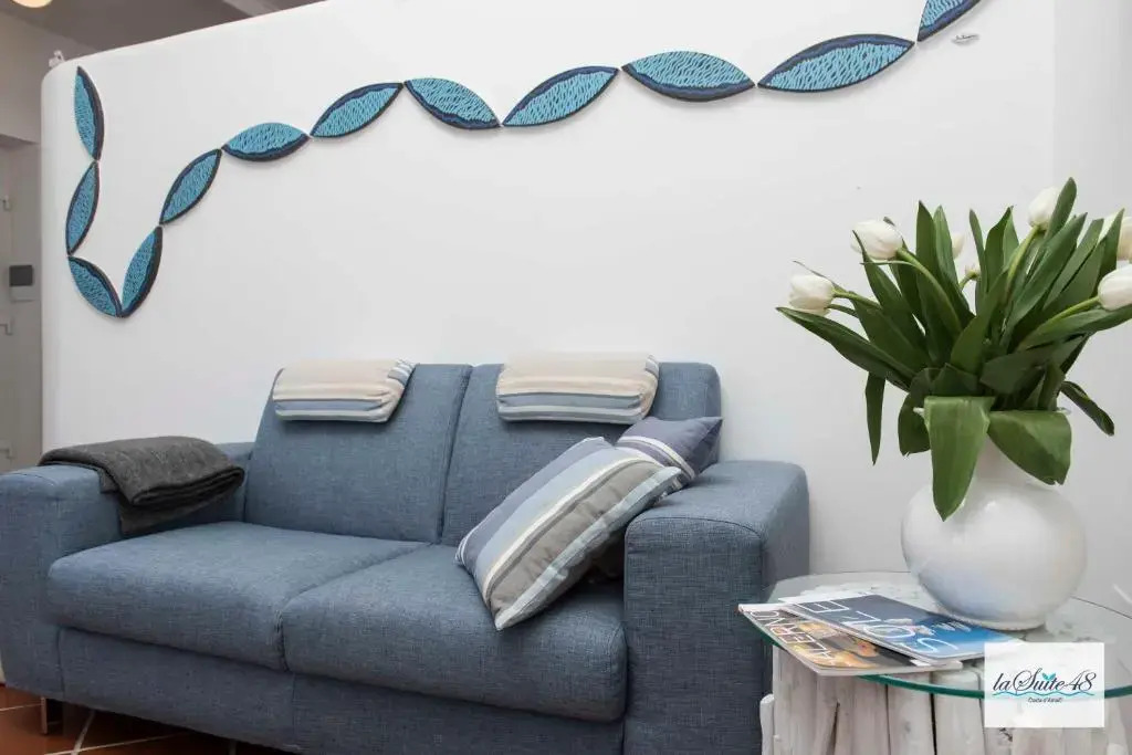La Suite 48