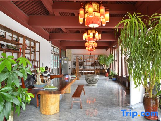 Qinhuangdao Zhujia Hotel (Shanhaiguan The First Pass Under Heaven Scenic Area Ancient City)