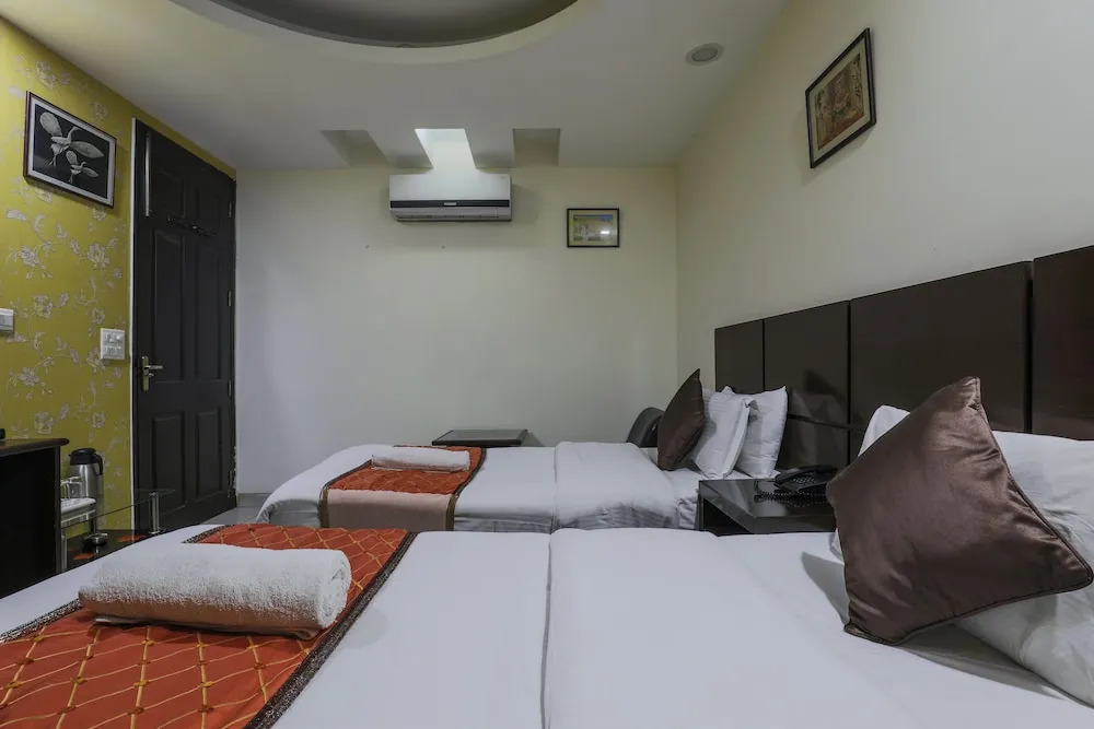 The Hermitage near Lajpat Nagar by The Cosy Hotels