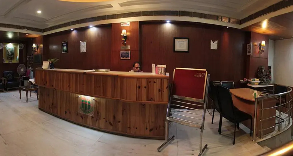 Hotel Woodland