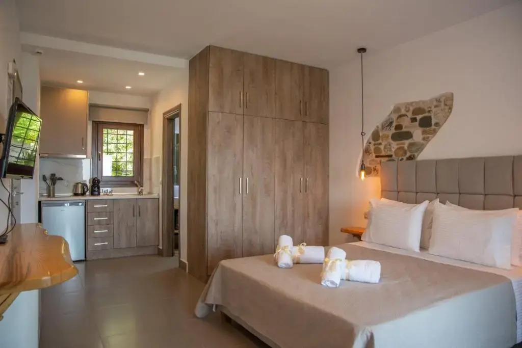 Aelia Mount Suites