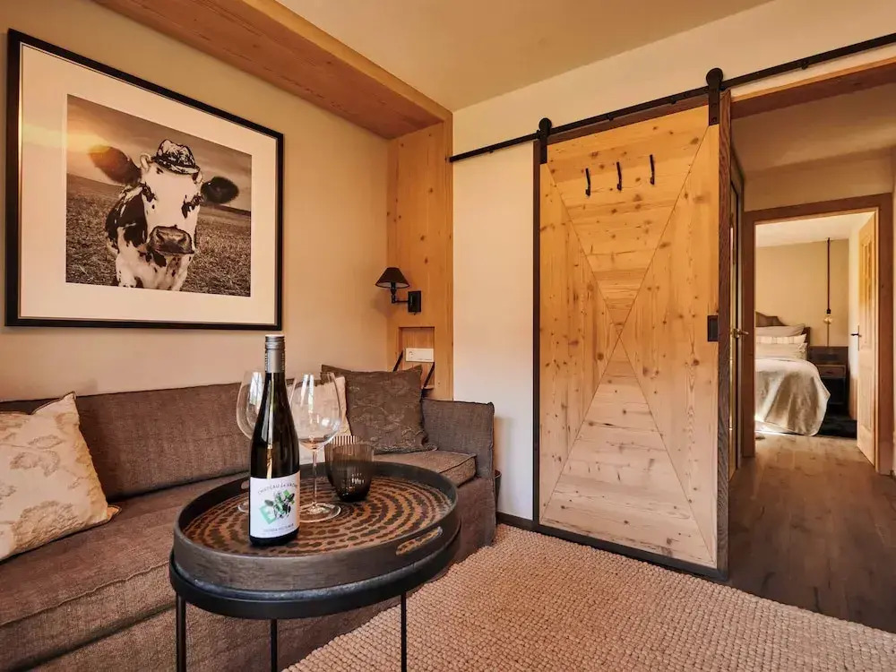 Serviced Luxury Chalet Evi, Ski-in Ski-out