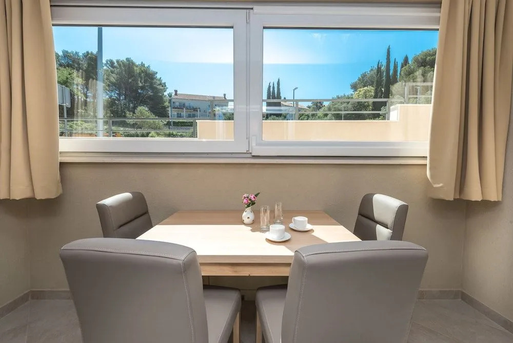 Apartments Rilovic, City and Sea view apartments