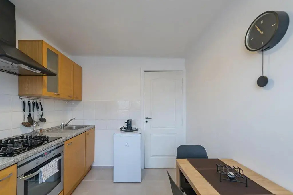 Family 1 BD Old Town Apartment by Hostlovers
