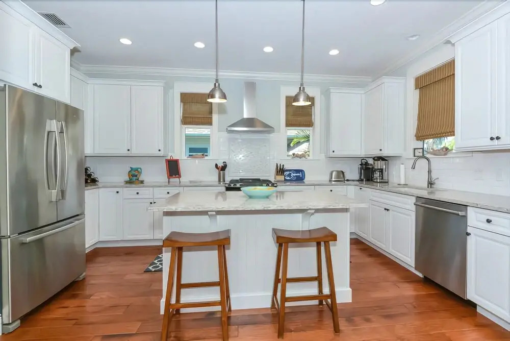 Bodacious Oasis 4 Bedrooms 2 Bathrooms Home