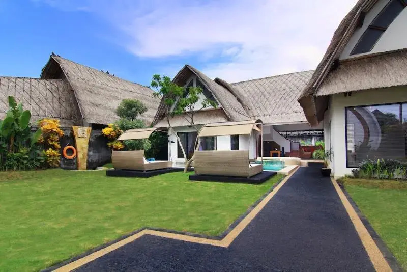 Villa Seminyak Lagoon And Spa