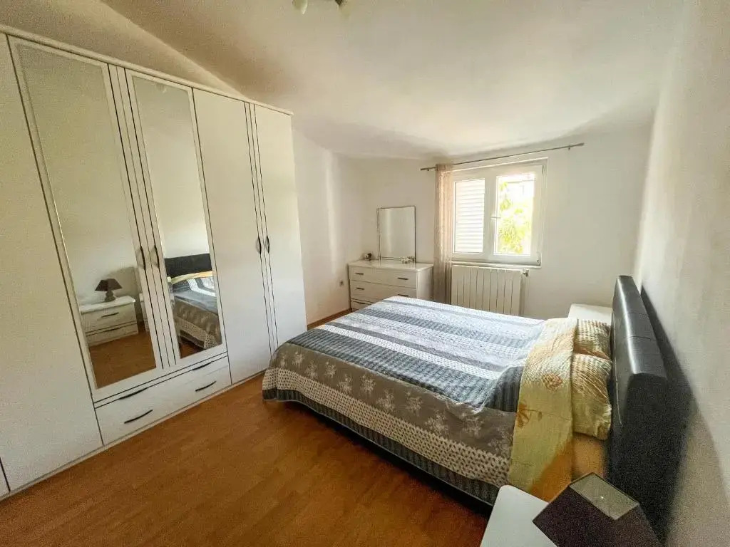 Apartment Lidija