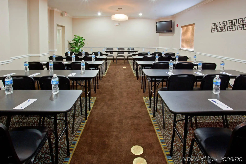 Candlewood Suites Houston Westchase - Westheimer by IHG