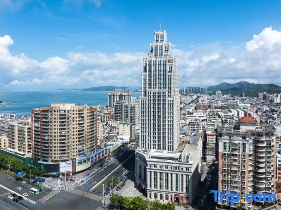 Vienna International Hotel (Shanwei Xinli Central Plaza )