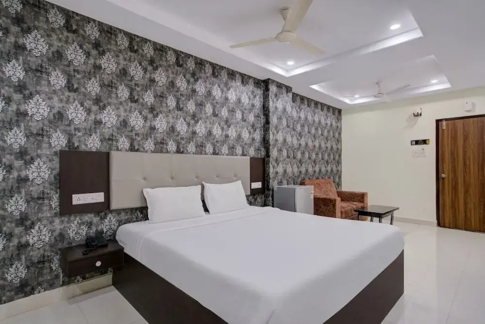 iROOMZ J3 Group of Hotels