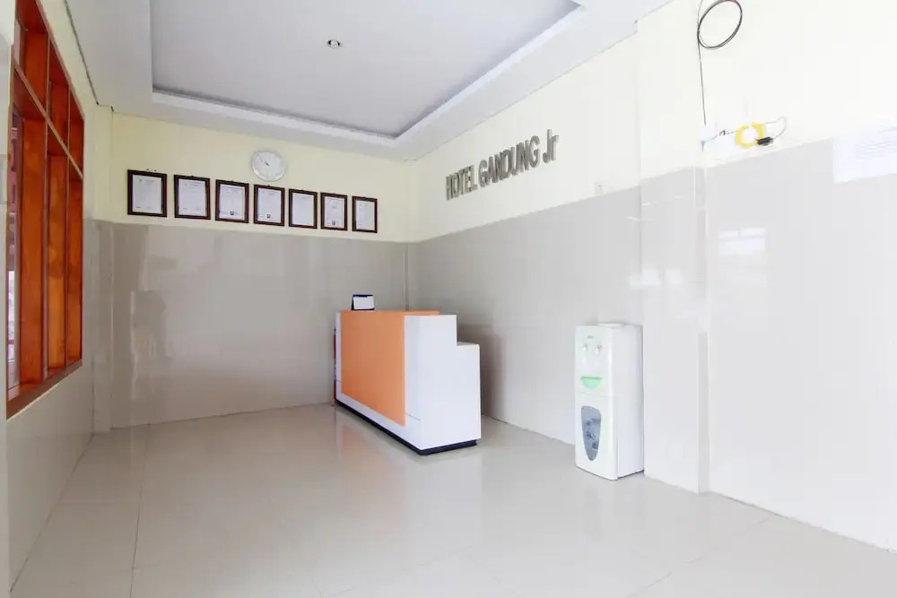 Hotel Gandung Yunior