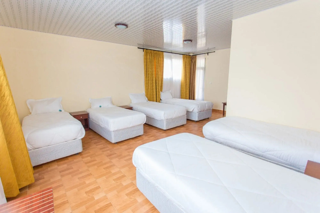 Cenetra Hotel