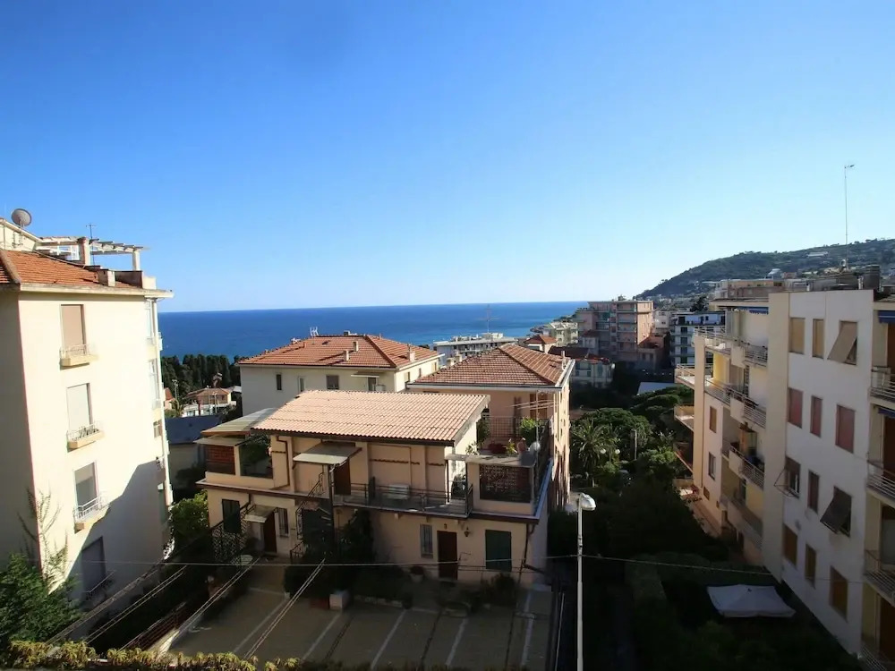 Simplistic Apartment in Flower Riviera near Sea