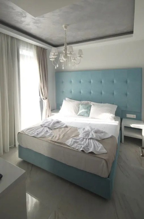 White Pearl Luxury Villas