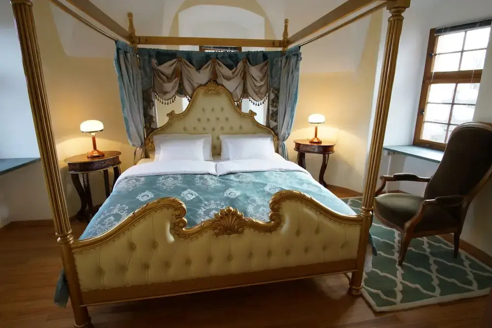 Hotel & Tagungszentrum Schloss Hohenfels