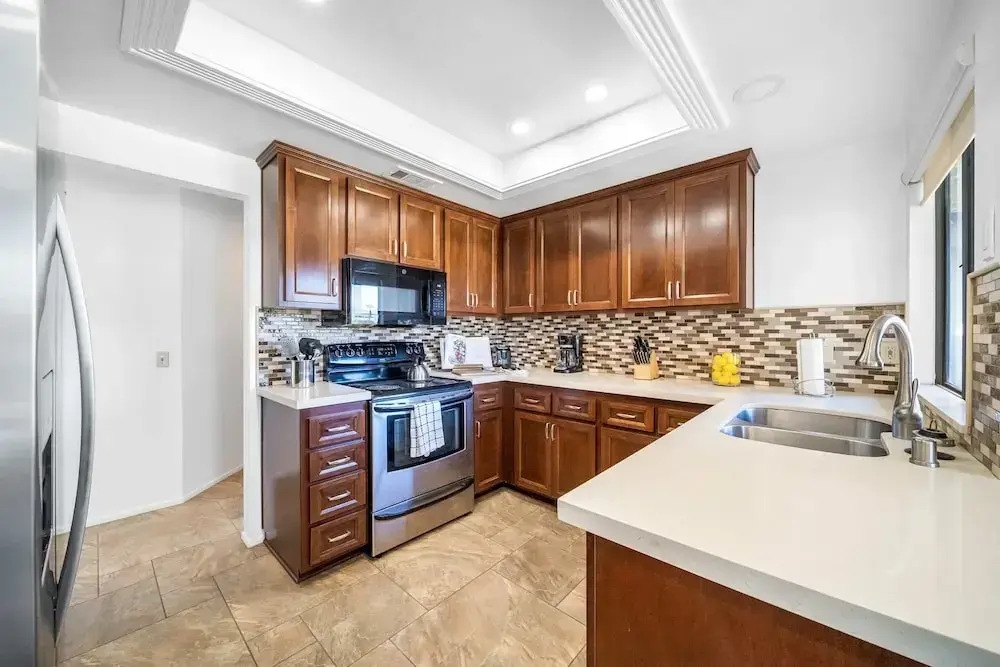 Charming Condo With Golf Course View