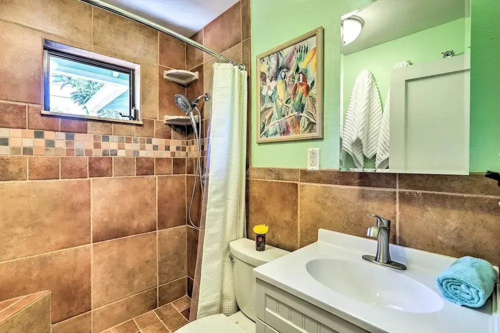 Vibrant Rockledge Home ~ 2 Mi to Cocoa Village