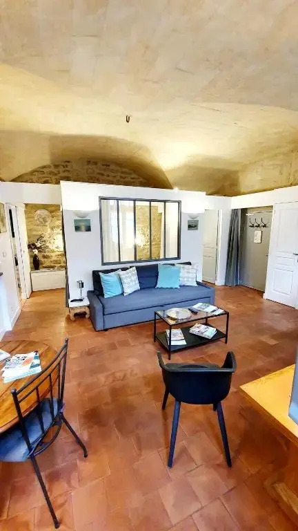 Appartement Dans Hotel De Flaux