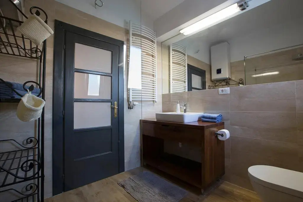 Maggie Apartments