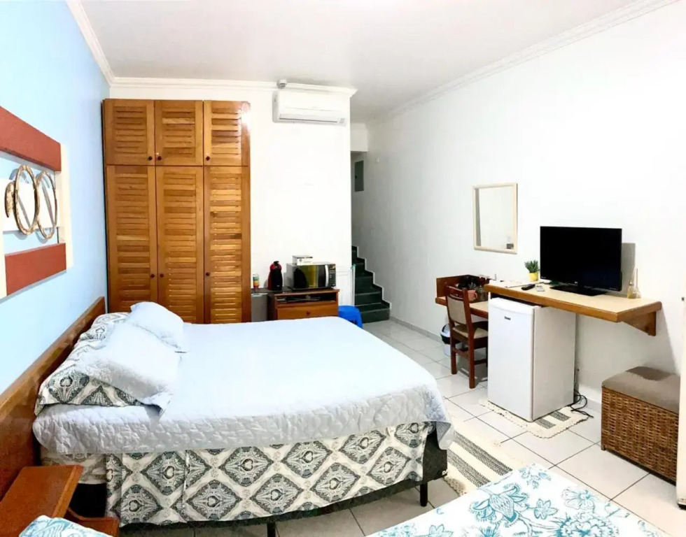 Amarilis Flat Service