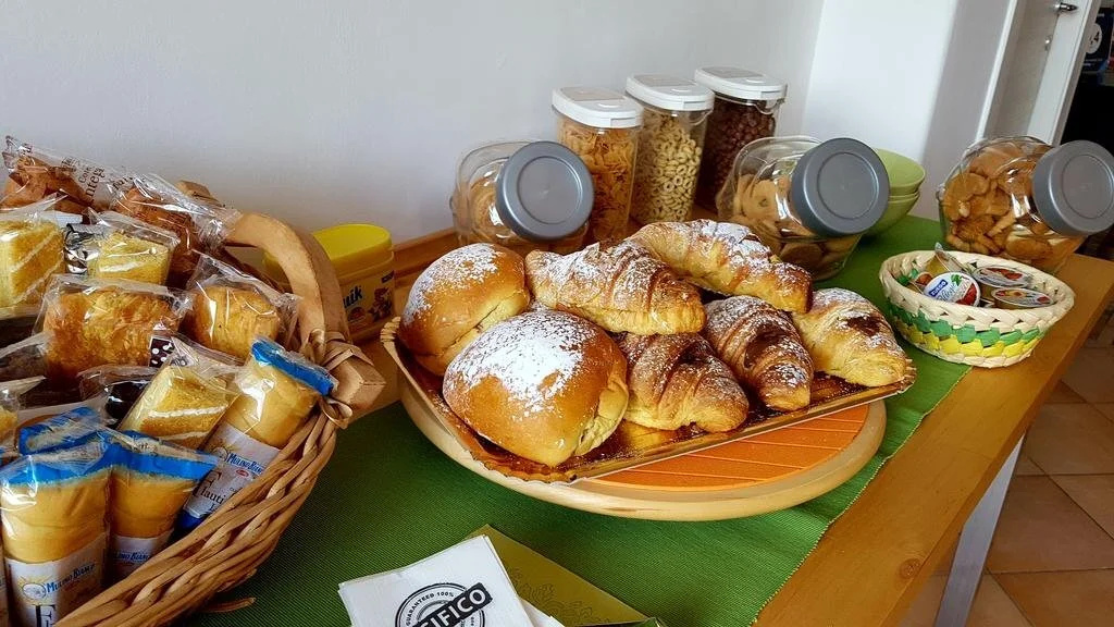 Zevi Home Bed and Breakfast