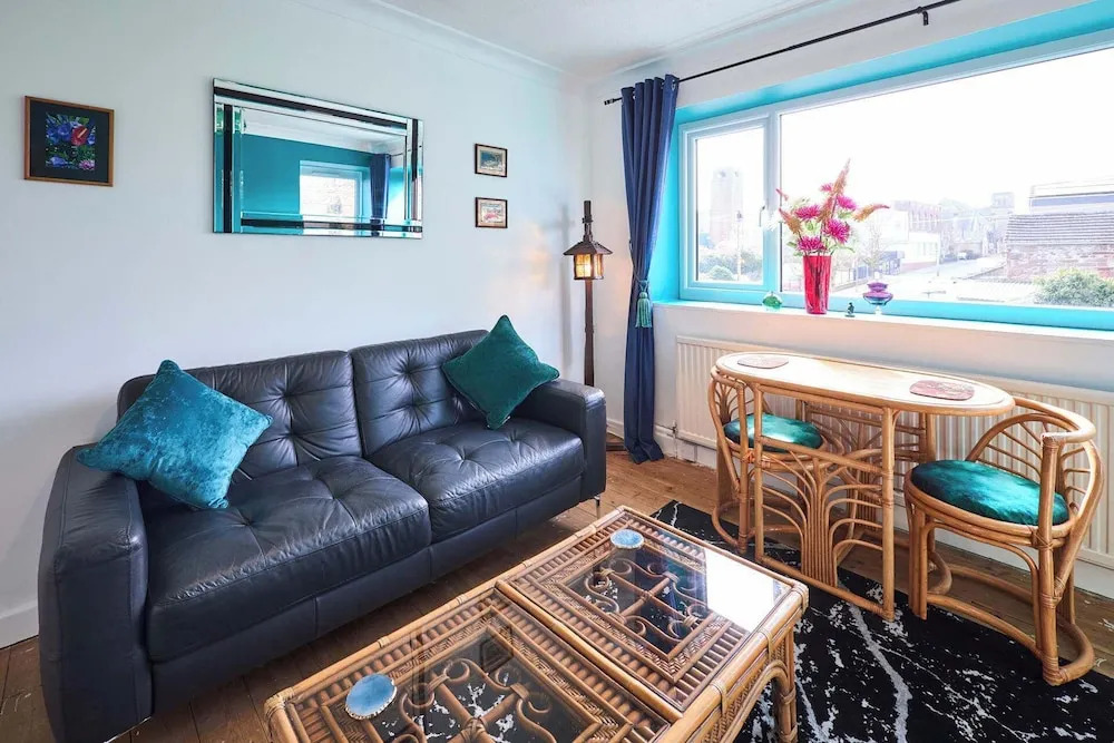 Host Stay Beachcomber Cottage Apartment