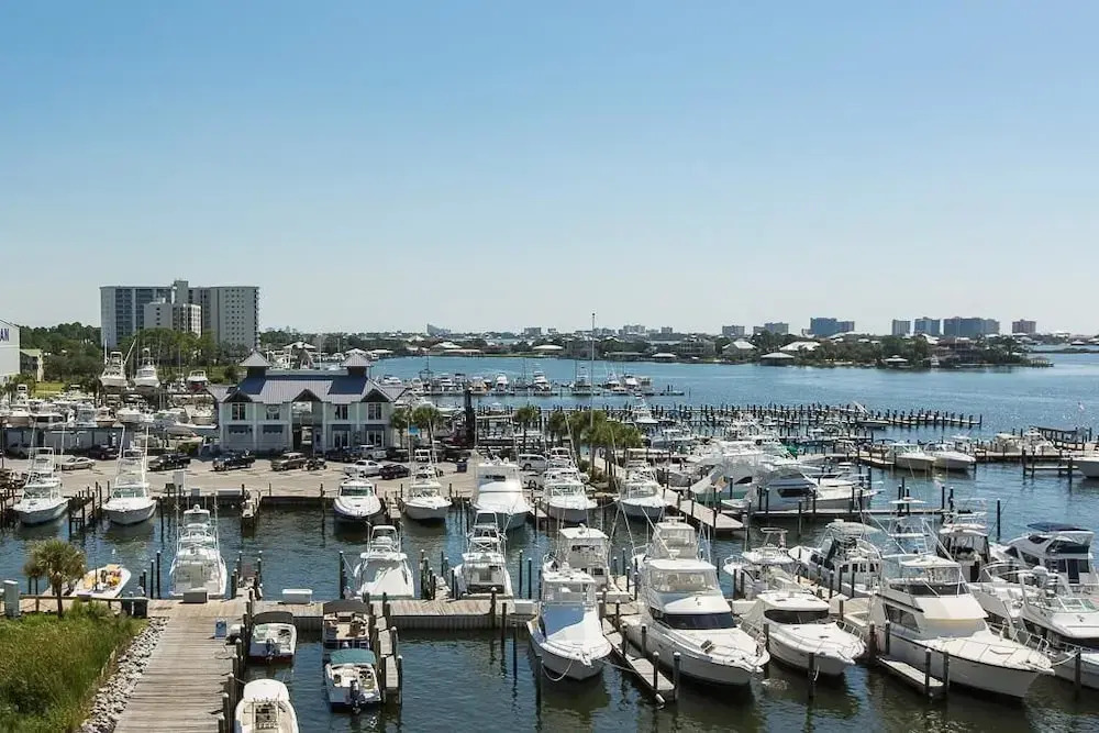 The Moorings Unit 516