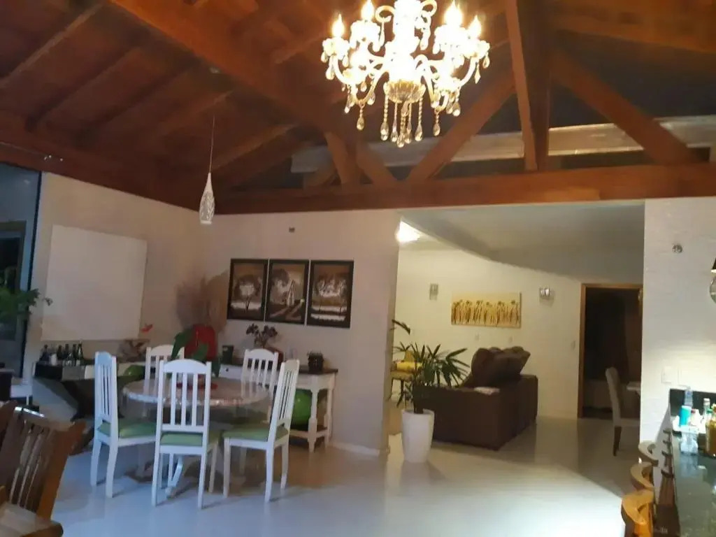 Casa para até 12 pessoas