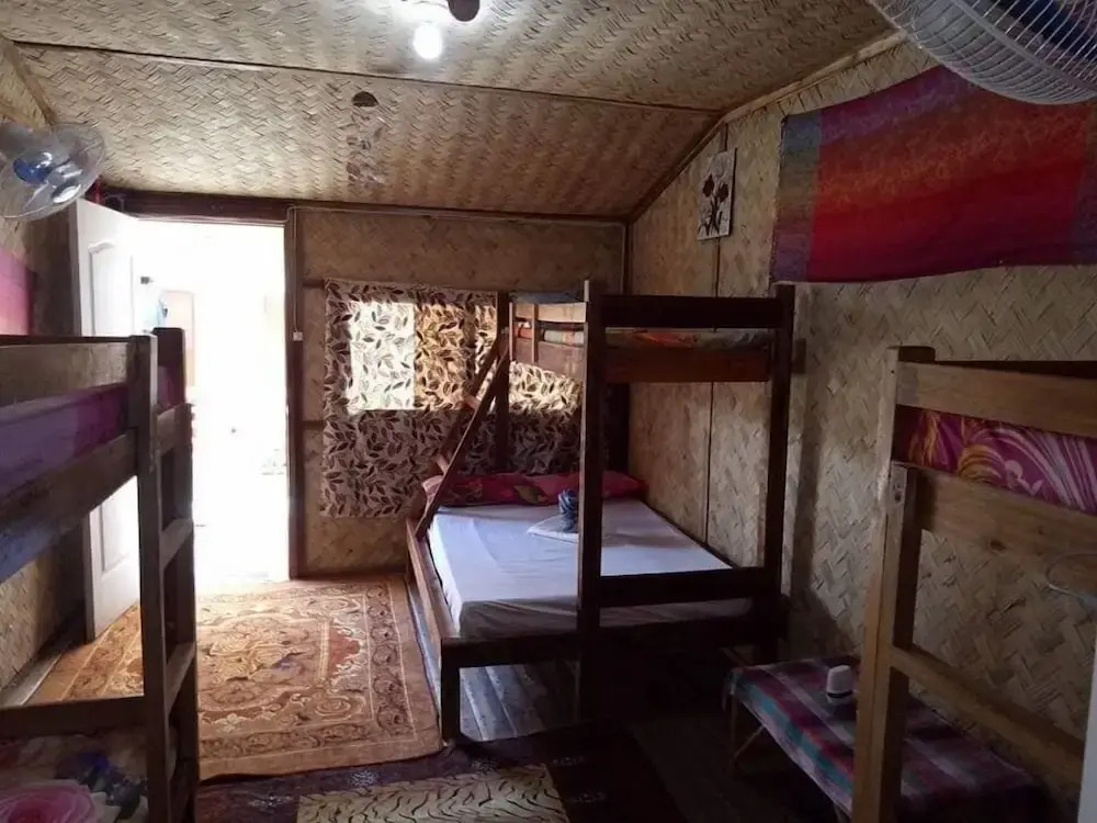 Mama Hostel & Guest House