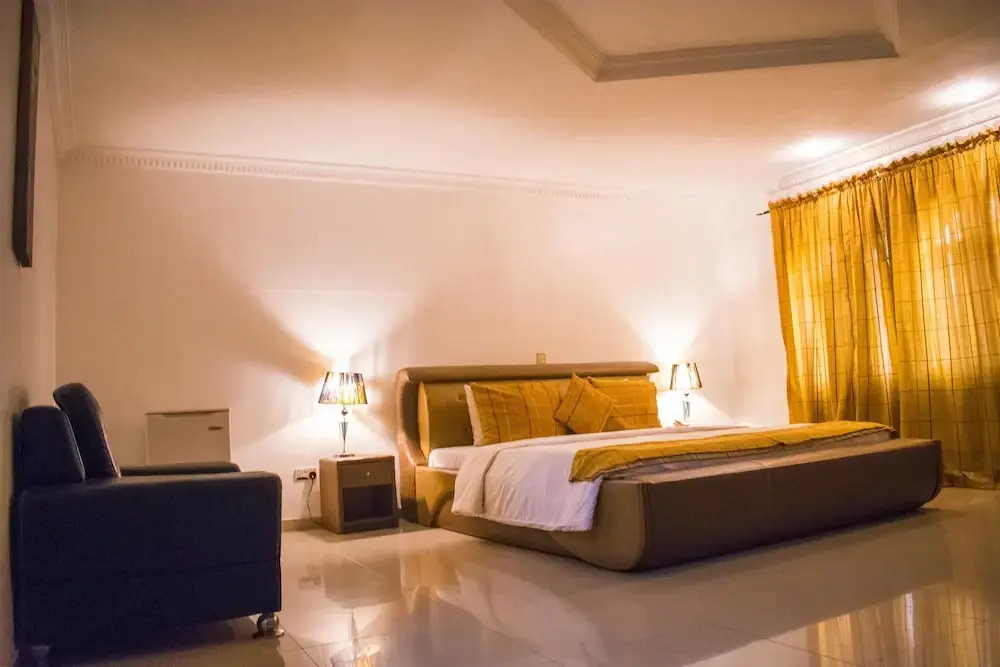 Solace Hotel