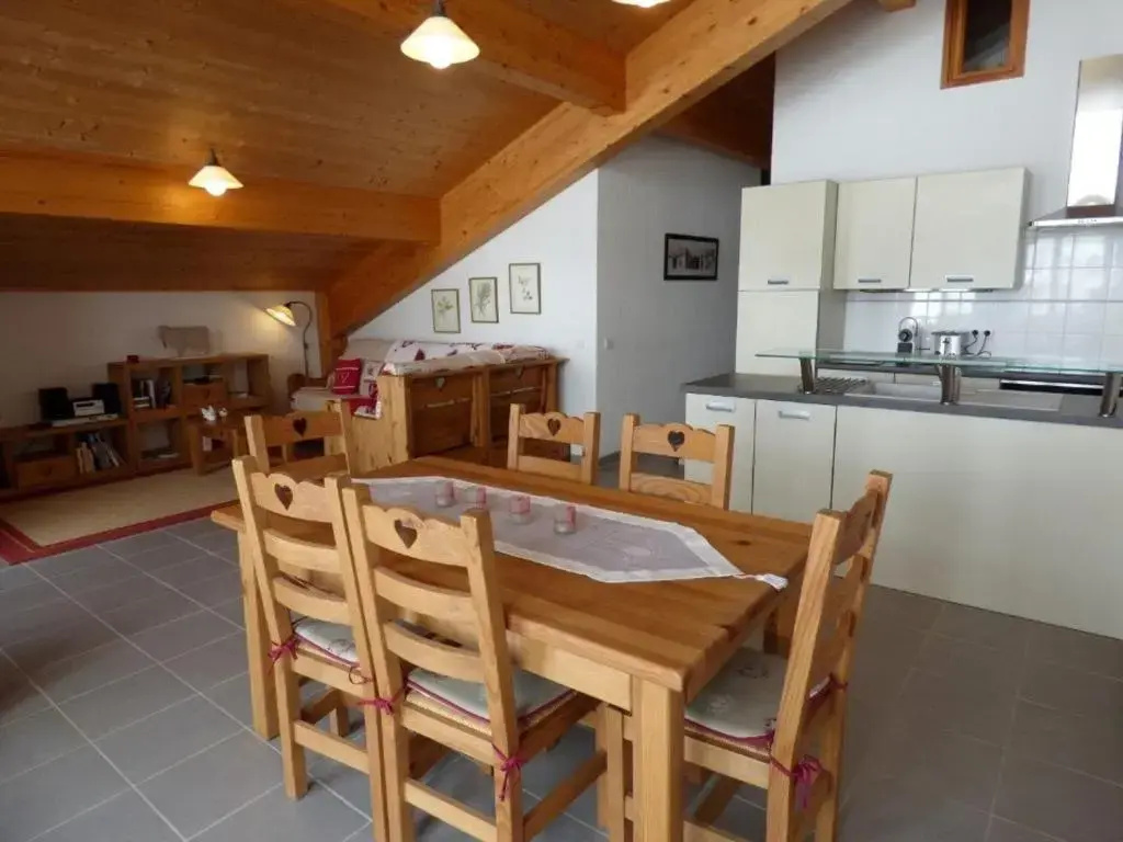 Appartement Le Grand-Bornand, 4 pièces, 8 personnes - FR-1-458-147
