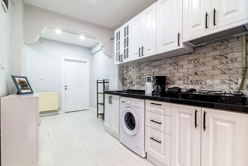 Modern Flat Close to Osmanbey Metro Station