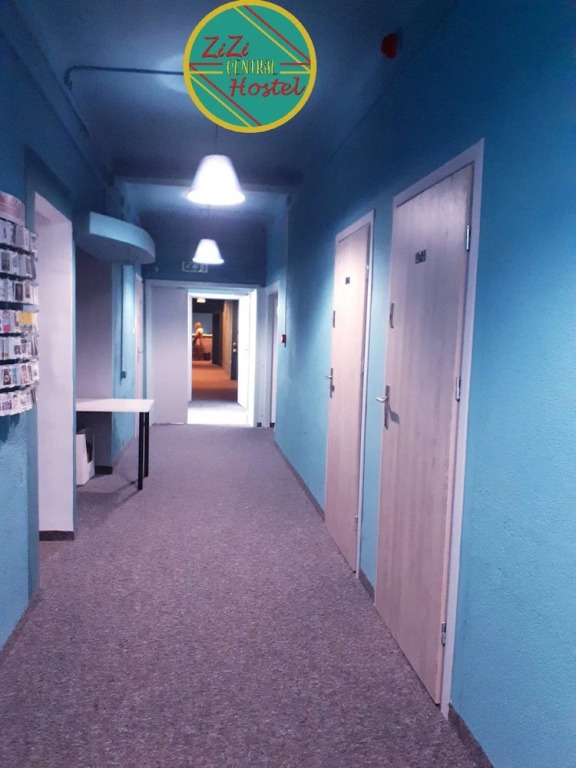 ZiZi Central Hostel